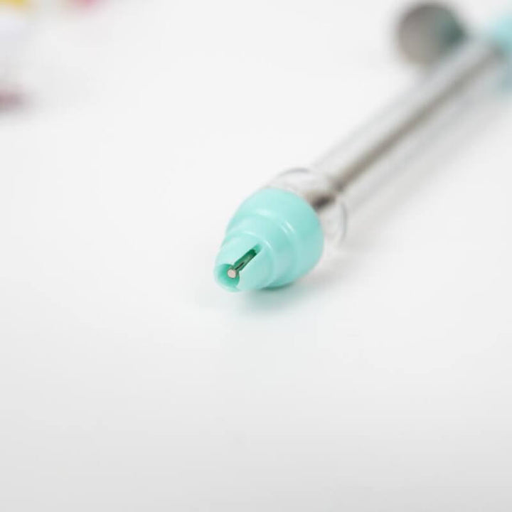 Lättanvänd penna för 5D diamantmålning, förenklar kristallapplikation i DIY-dekorationer.