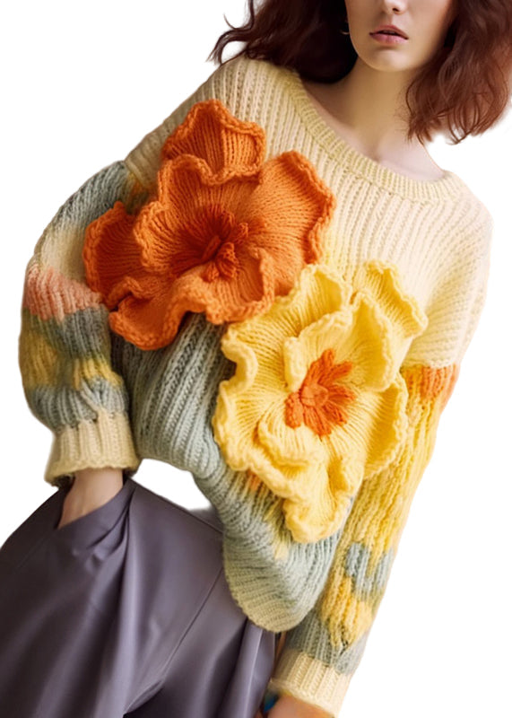 Aprikos damkofta med blommönster, lång ärm. Perfekt för mysig vardagsstil, höstmode & vinter.