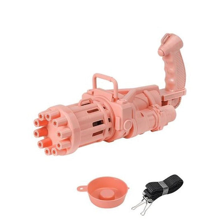 Bubblor i luften från en automatisk bubbelpistol, en fantastisk utomhuslek för barn