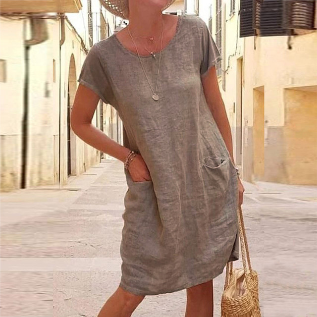 Luftig & avslappnad damklänning, perfekt sommarklänning med fickor för vardagsbruk.