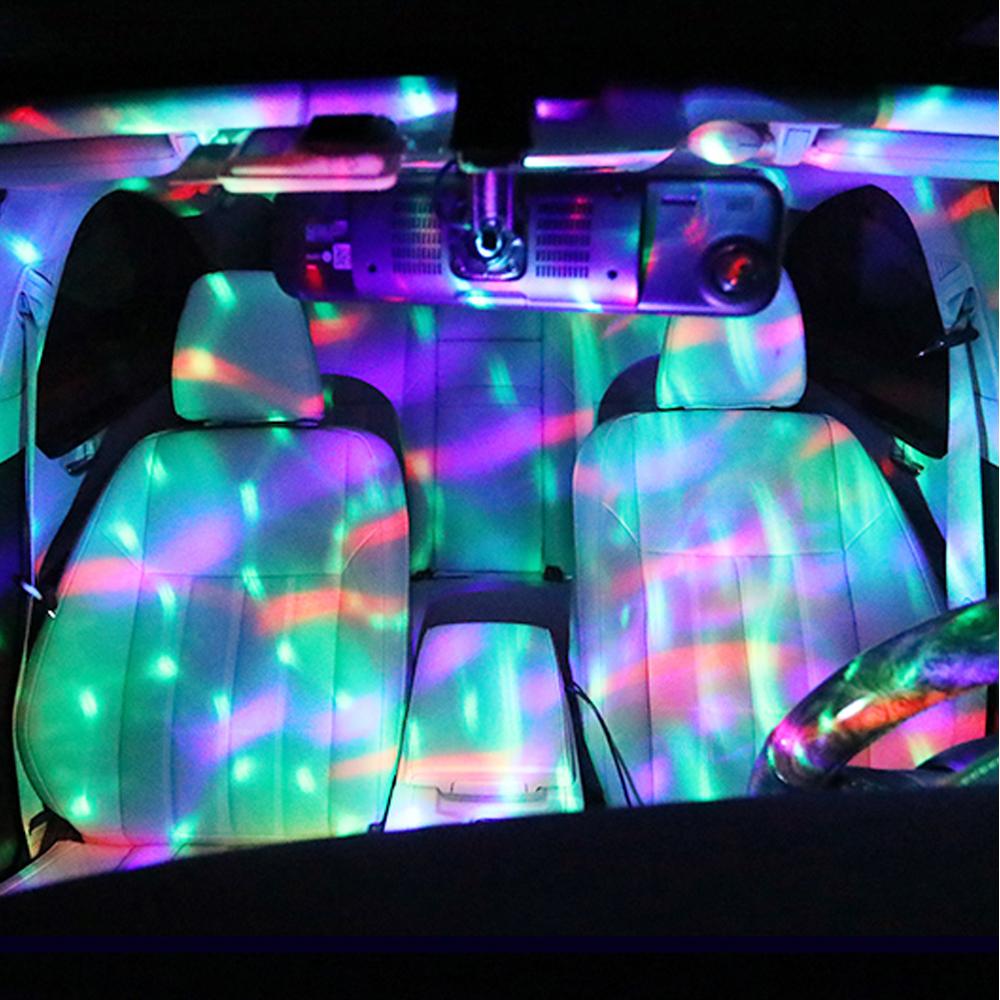 Liten men kraftfull USB-diskolampa. Skapar imponerande ljuseffekter och partykänsla med sin RGB-belysning.