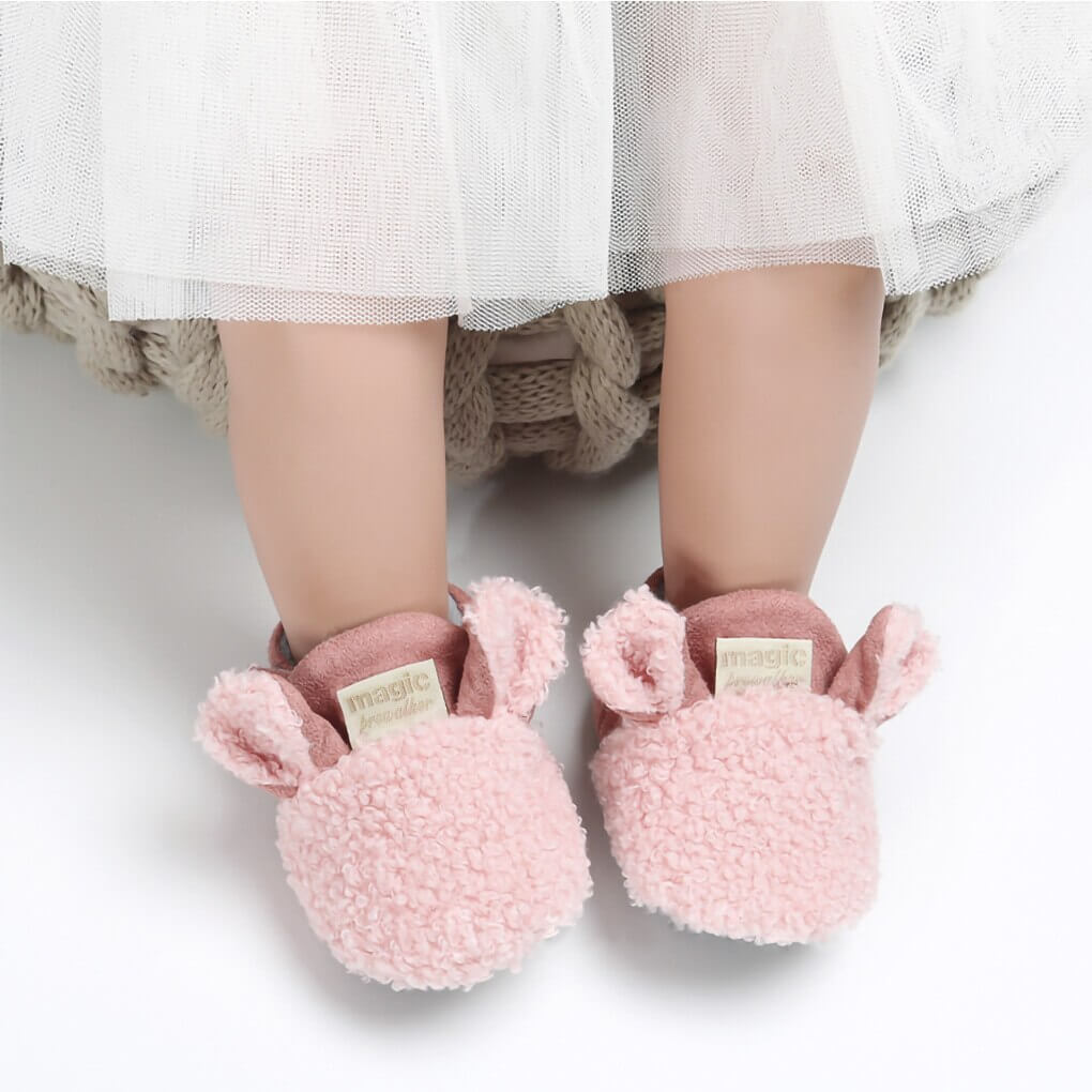 Mjuka babyskor lammdesign, lämpliga för inomhusbruk och spädbarnsfötter