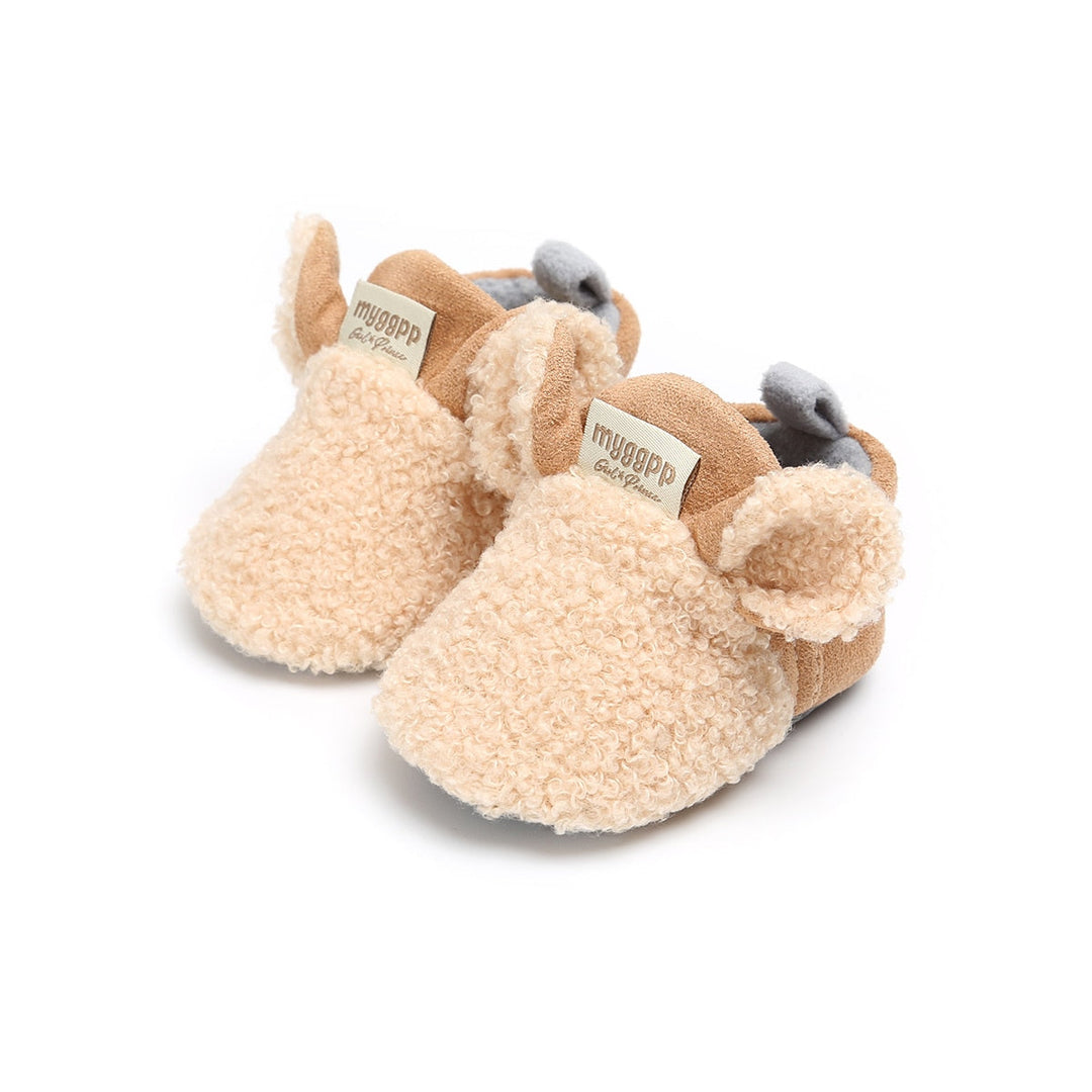 Par babyskor lammdesign, beige/vita med halkfria sulor för trygga första steg