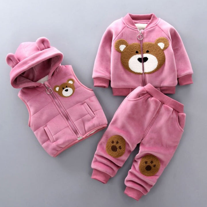 Glatt barn i bekvämt 3-delat småbarnskläder-set med hoodie och matchande byxor för lek och mys.