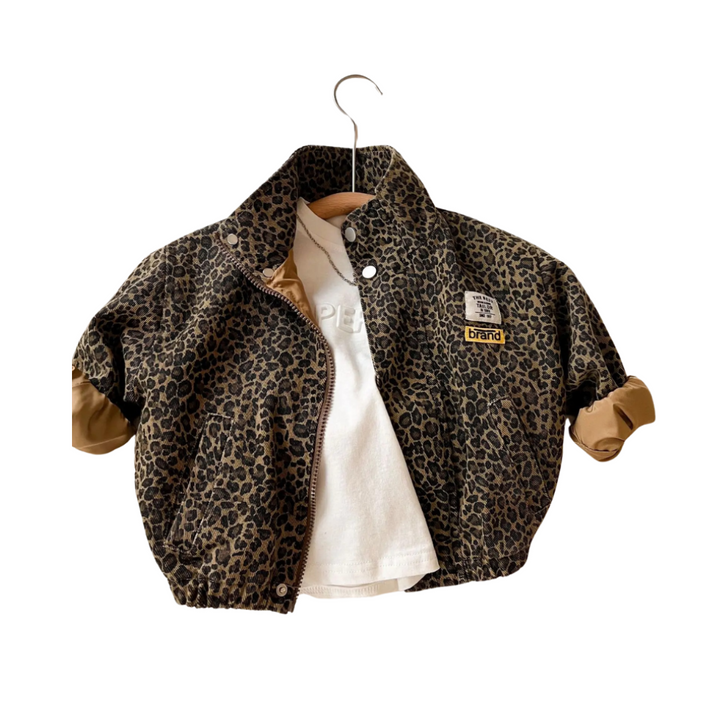 Barnjacka i denim med leopardmönster, en trendig jacka för flickor, höst/vår-mode.