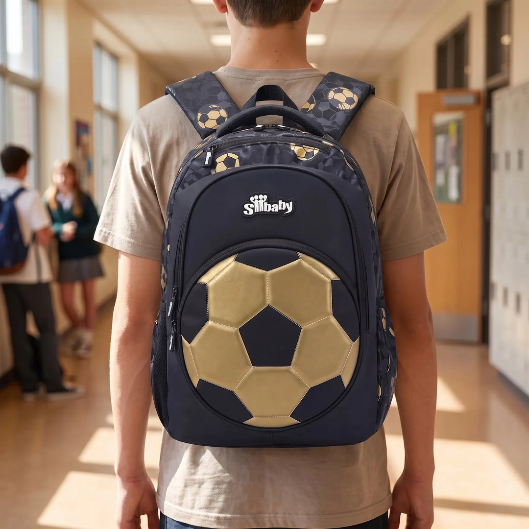 Barnryggsäck med cool fotbollsdesign för skola och fritid, perfekt för sportiga barn.