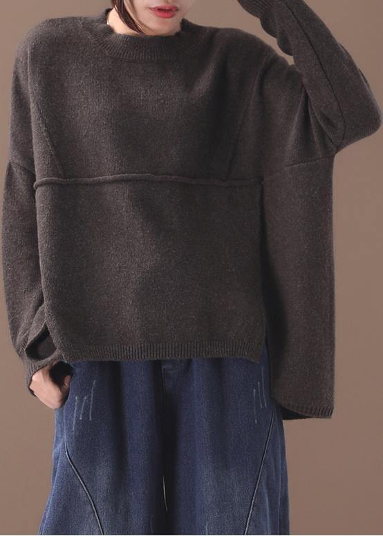Kvinnors bruna vintage asymmetriska topp med lång ärm, elegant bomullsblandning