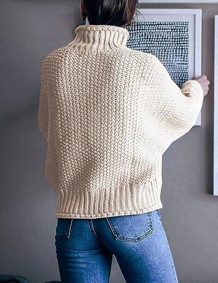 Elegant och mångsidig långärmad baströja för dam. Bekväm vardagströja i tidlös design för kvinna.