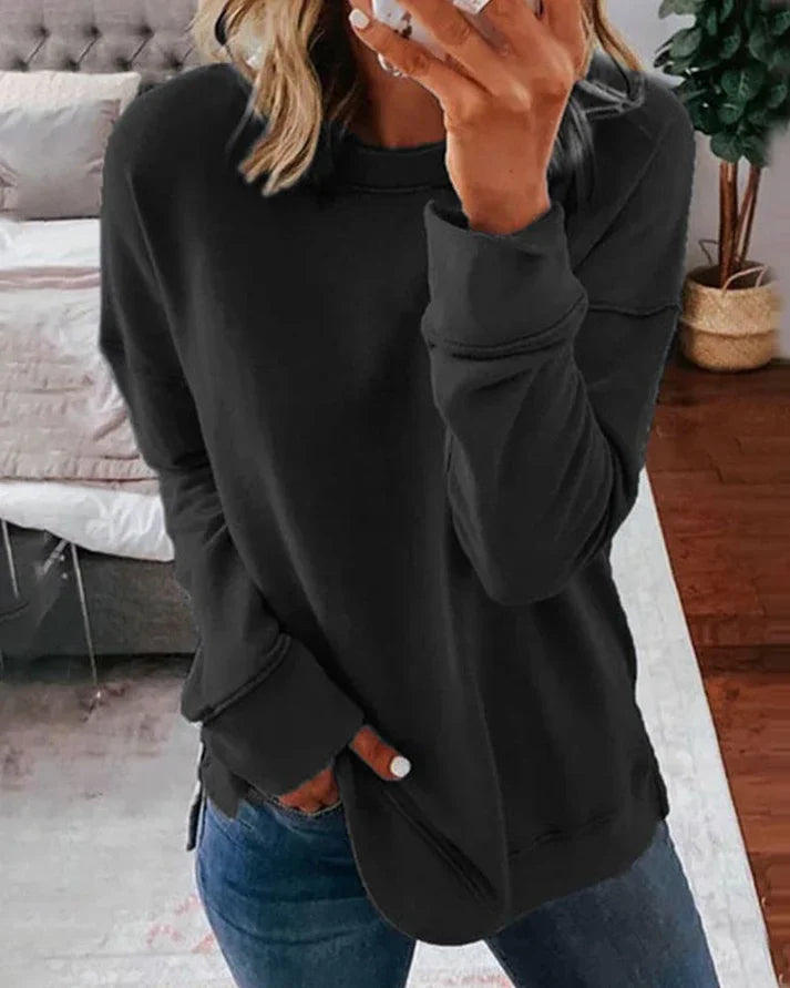 Löst sittande dam sweatshirt för maximal komfort. En bekväm överdel för kvinnor i avslappnad stil.