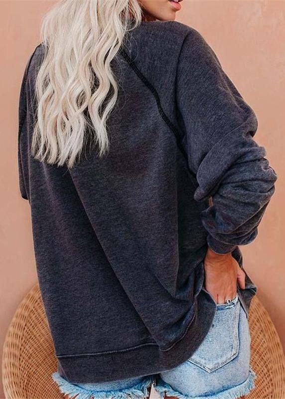Uttrycksfull grafisk damluvtröja. Trendig mode för kvinnor, perfekt för streetwear och en bekväm stil.