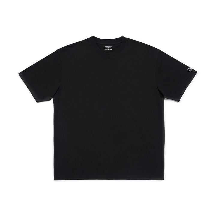 Bekväm herr t-shirt, avslappnad passform för vardagsmode. Stilren kortärmad överdel i mjukt tyg.