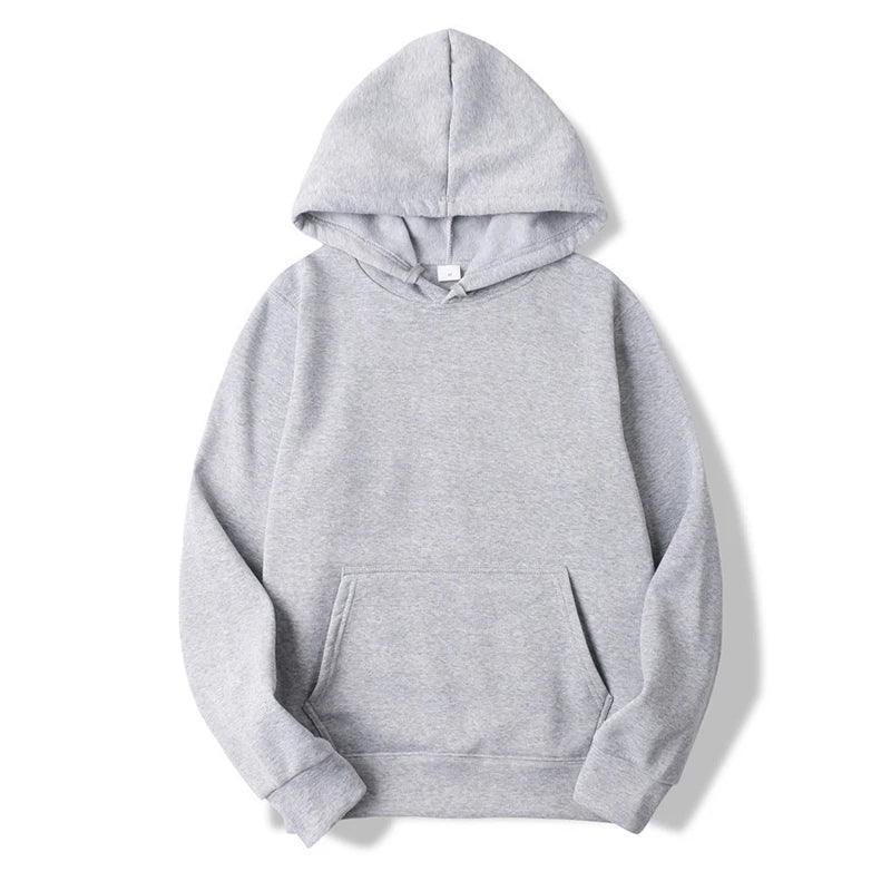 Detaljbild: Herrhoodie med rymliga fickor och mjukt, slitstarkt tyg. Bekväm för vardag.