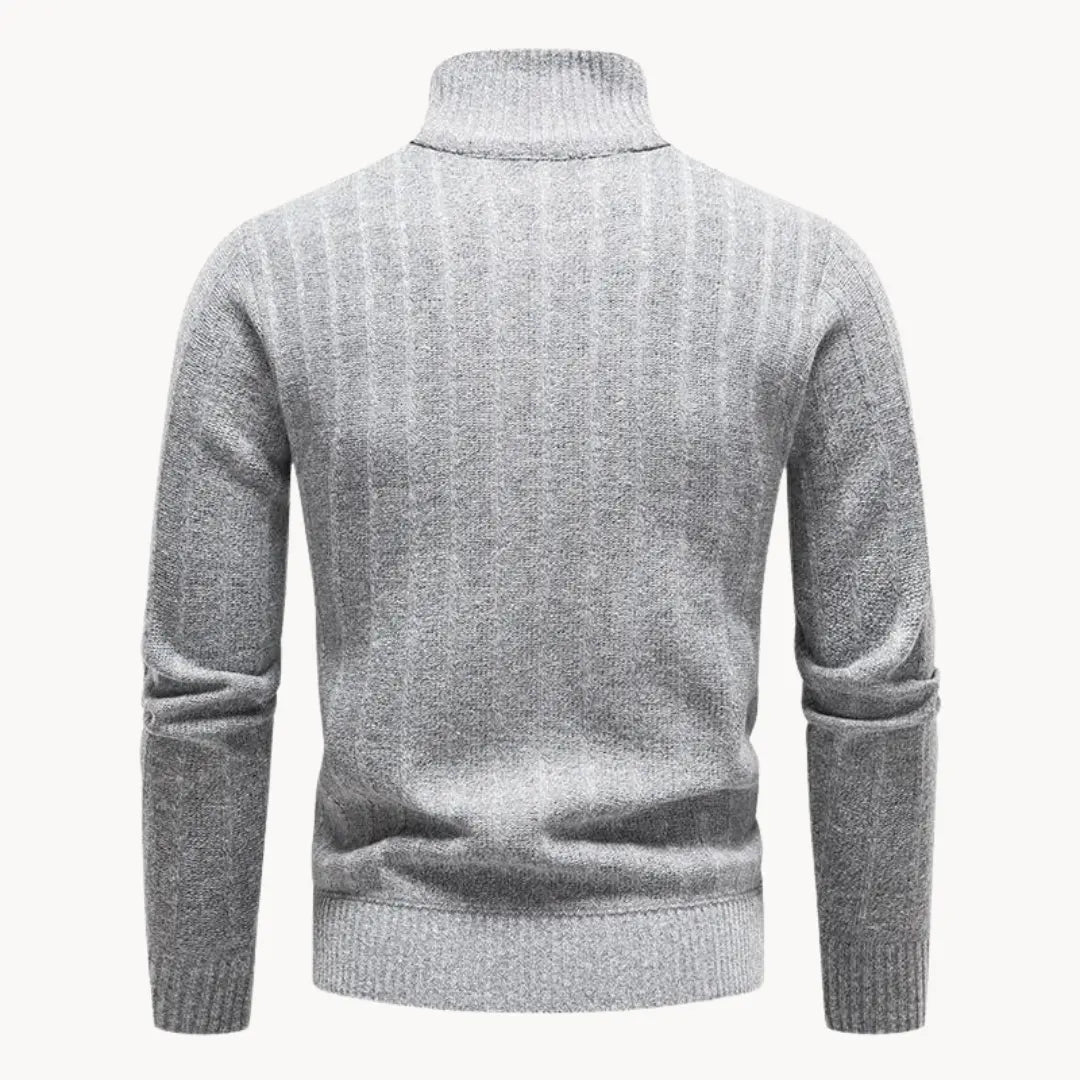 Stilren herrtröja med kvartsdragkedja i modern design. Mångsidig för herrmode och sport.