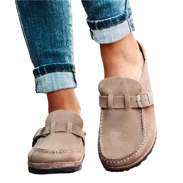 Bekväma damskor clogs med öppen tå, perfekta som vardagsskor inomhus & utomhus. Slitstarka & fotriktiga.