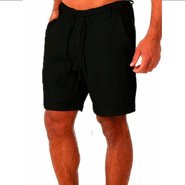Stilrena sommarshorts för herrar, idealiska som strandshorts eller för casual fritid. Enfärgad design.