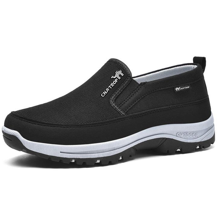 Moderna promenadskor för män i blått, med ergonomisk design som ger stöd och komfort för aktiva dagar.
