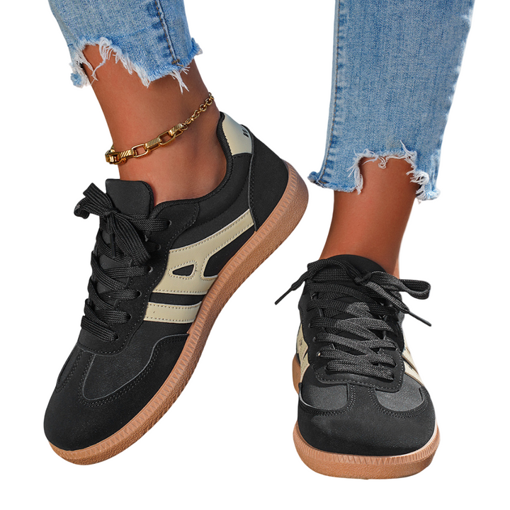 Bekväma kvinnors sneakers med fotvalvsstöd för vardagsbruk. Mjuk sula ger komfort hela dagen.