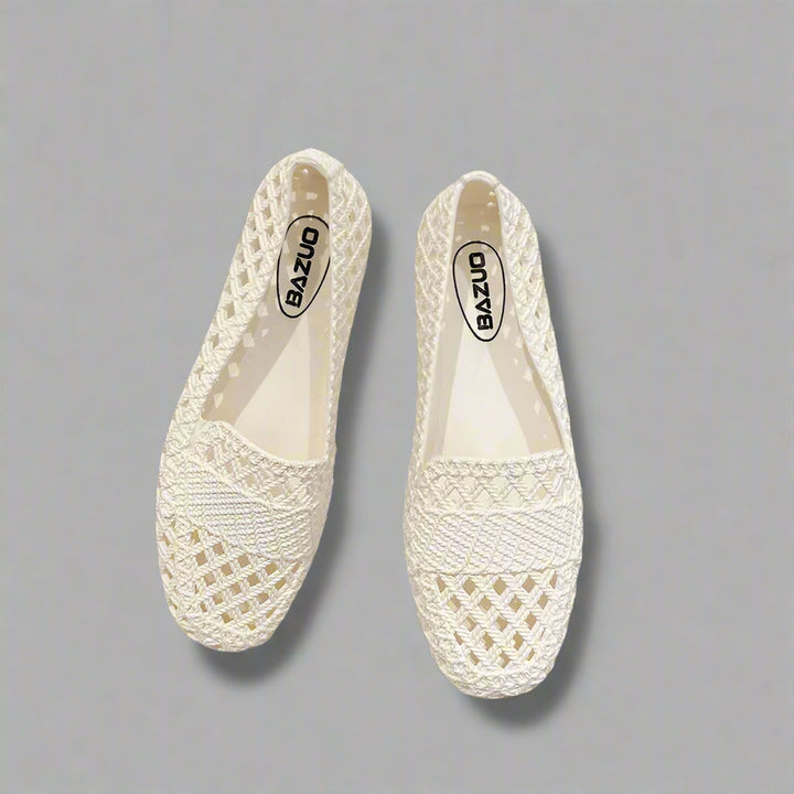 Kvinnors eleganta slip-on vårskor. Bekväma lägenheter för vardagsbruk och avslappnad stil. Ideala flats.