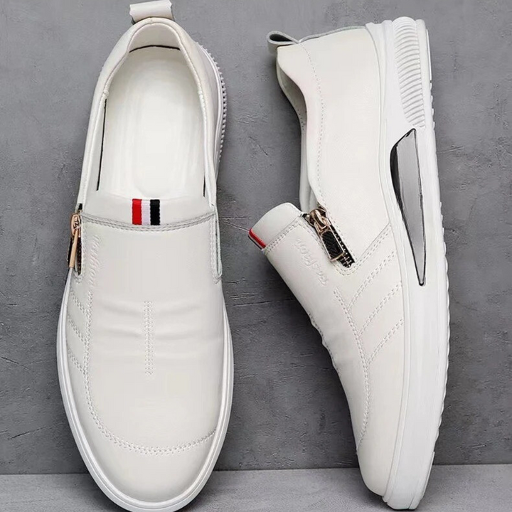 Vardagsloafers för män, bekväma slip-on skor som andas, perfekta för avslappnad stil.