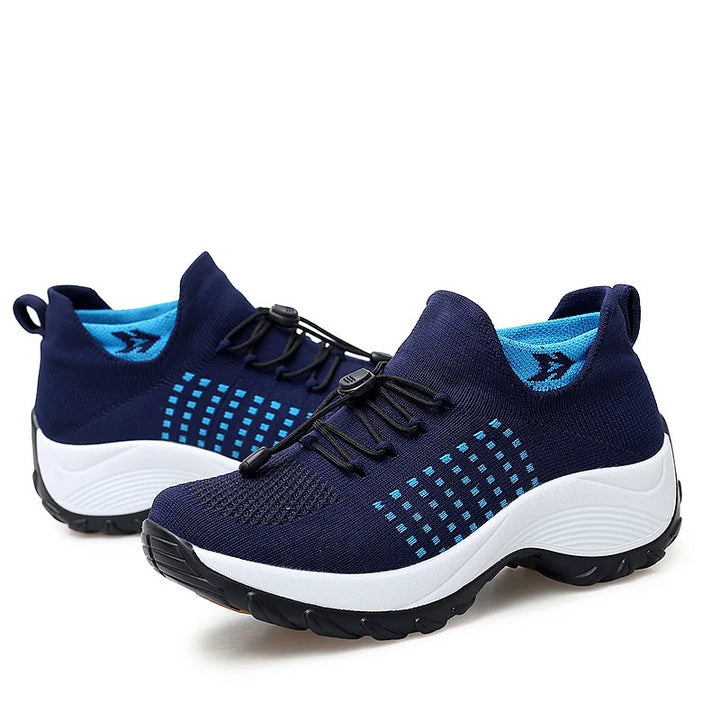 Färggranna och sköna plattformssneakers för kvinnor, moderna vardagsskor.