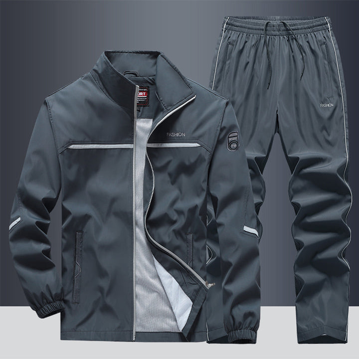 Herrars bekväma jogging set. Perfekt träningsset & fritidskläder för höst.