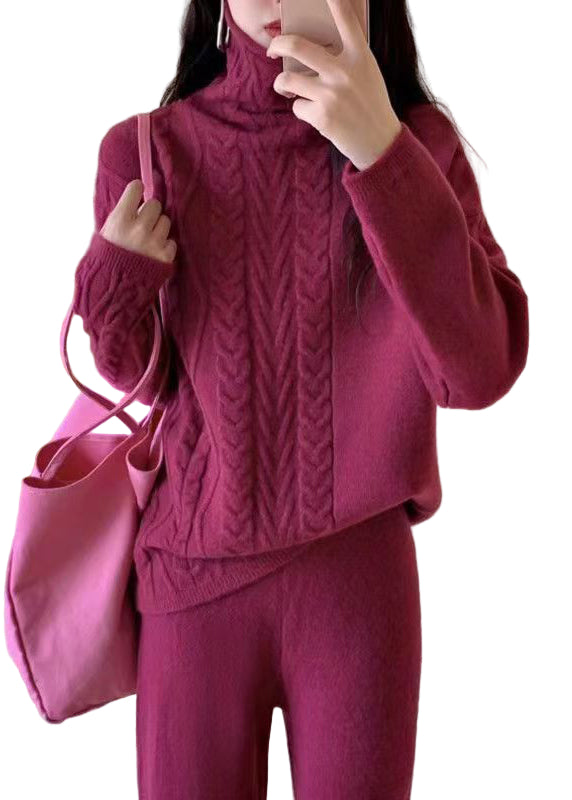 Bekvämt kvinnors turtleneck tvådelat set med stilfull patchwork. Perfekt för avslappnad höst- och vinterstil.