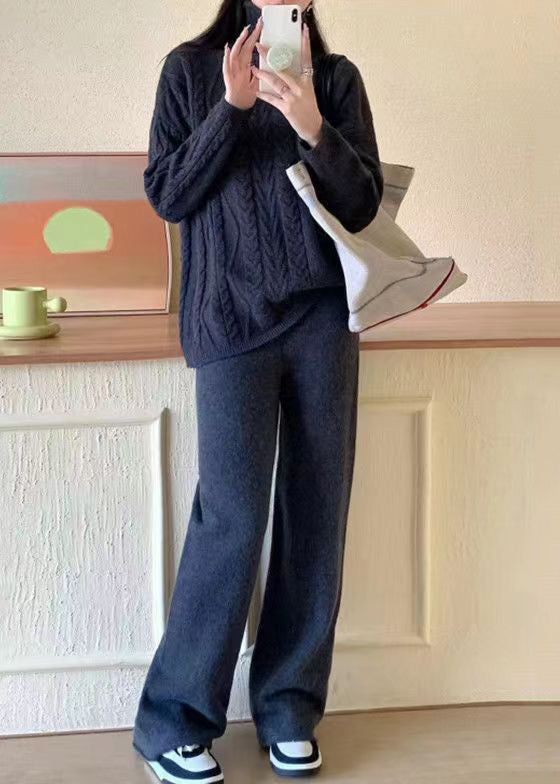 Trendigt dam turtleneck set med patchwork, idealiskt för bekväma vardagsdagar. Snyggt höst/vintermode.