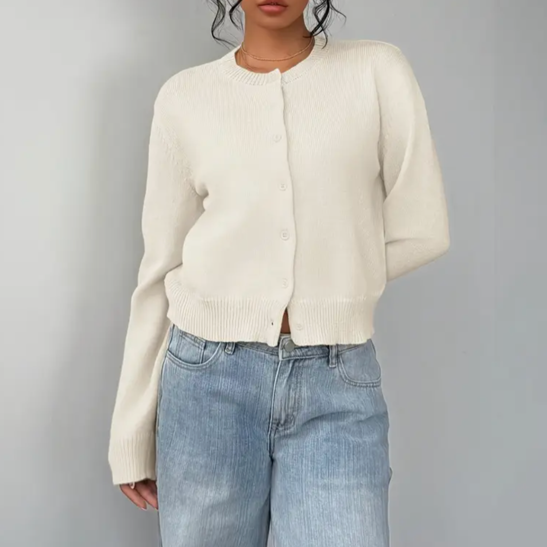 Chic kortärmad kofta för dam med knappar. Perfekt för sommar & vårlook.