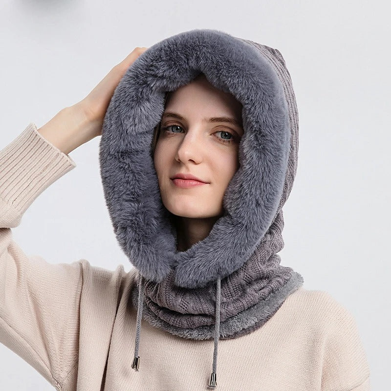 Dam balaklava set, trendig damaccessoar som kombinerar funktionalitet med modern vinterstil.