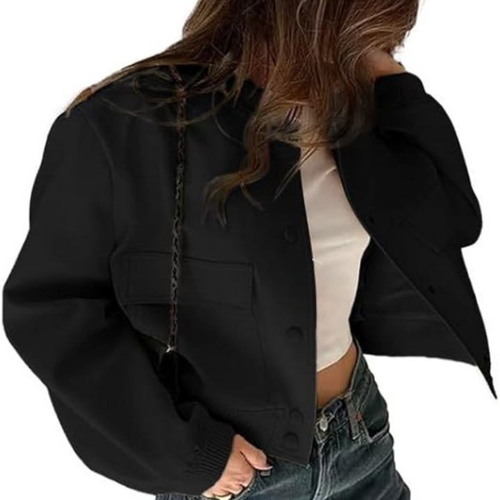 Elegant damjacka, croppad bombermodell för en modern och avslappnad look. Idealiskt ytterplagg.