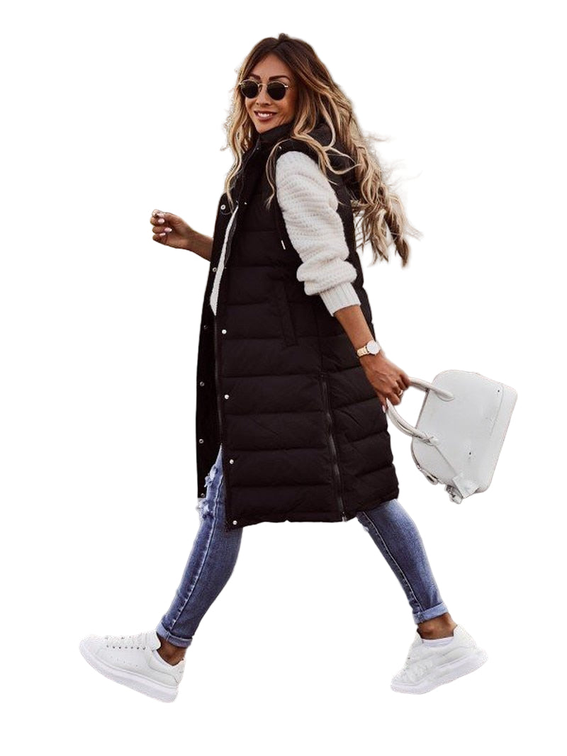 Dam knälång steppväst, lätt och bekväm ytterplagg. Perfekt för höst och vår, trendig dammode.