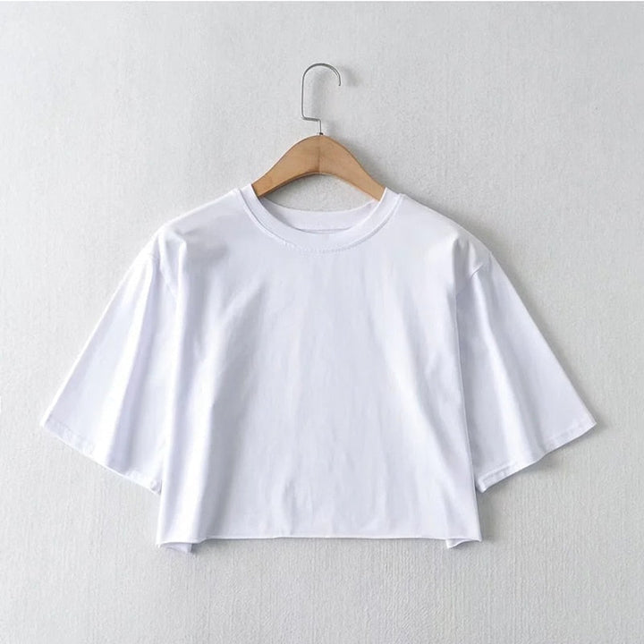 Vardags dam croptop, lätt och luftig för sommaren. Lös passform ger bekväm stil.