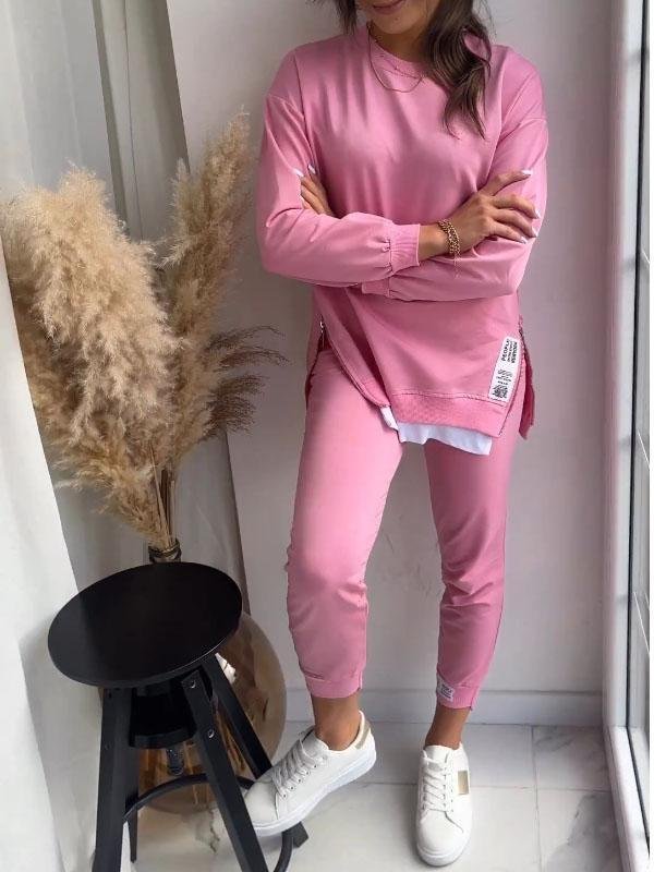 Bekvämt dam loungewear set i mjukt tyg, perfekt för avslappning och vardag. Kvinnors avslappningskläder.