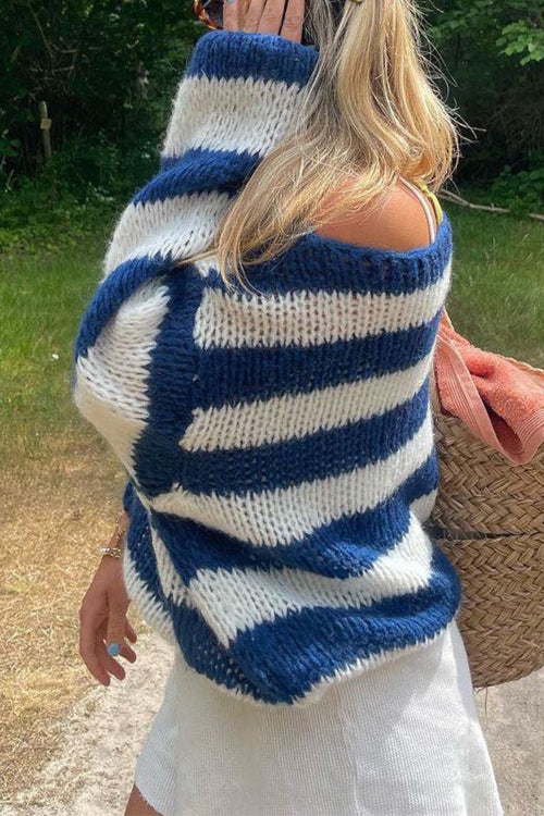 Randig dam pullover tröja med drop shoulder, bekväm för avslappnade utomhusdagar vår och höst.