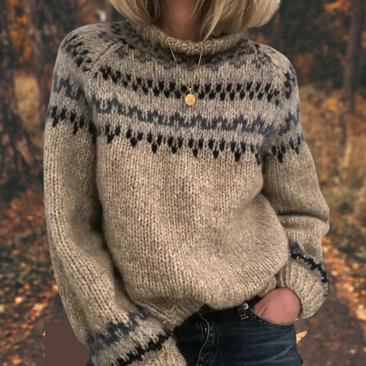 Mysig damtröja med tidlös design, perfekt för höst och vinter. Långärmad stickad tröja i vardagsstil.