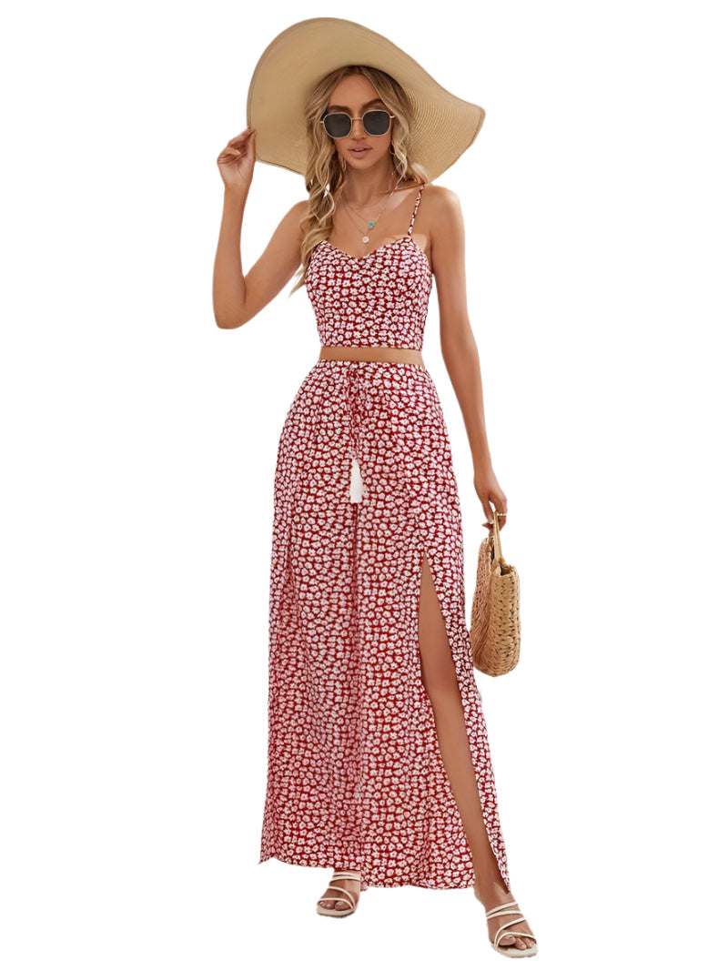 Dam tvådelat set med avslappnad passform och färgstarkt blommatryck. Perfekt vår- & sommaroutfit.