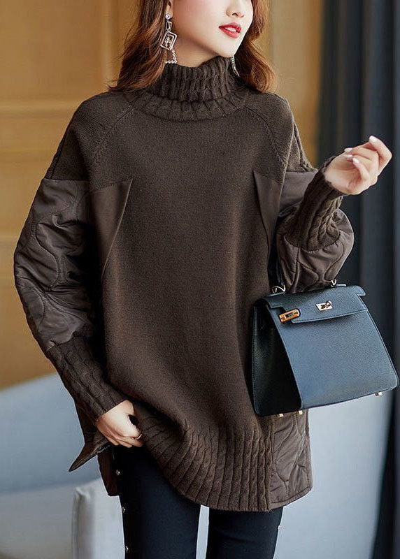 Bekväm & varm damers patchwork turtleneck tröja. Stilren lös passform, idealisk för höst- och vinterdagar.