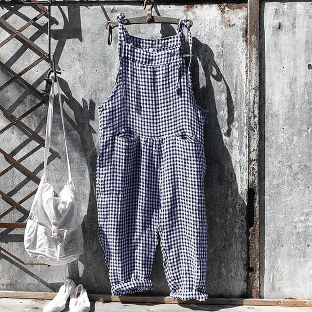 Vardagsstil: Lös och bekväm damjumpsuit. Enkel att klä upp eller ner för alla dagar.