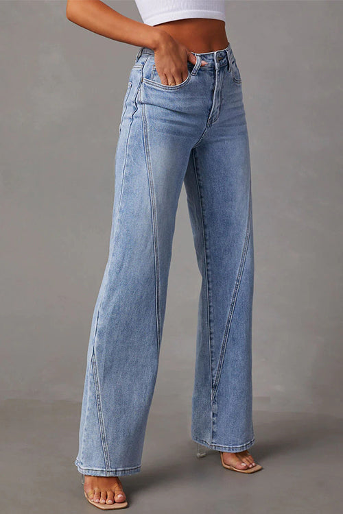 Trendiga raka jeans för dam med snygga slitningar, bekväma för alla tillfällen.