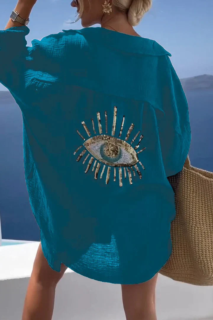 Trendig överdimensionerad skjorta för damer. Idealisk för en avslappnad vår- och sommarlook.