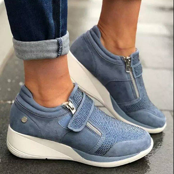 Stylade damsneakers med plattformssula och dragkedja, perfekta för en bekväm och modern look.