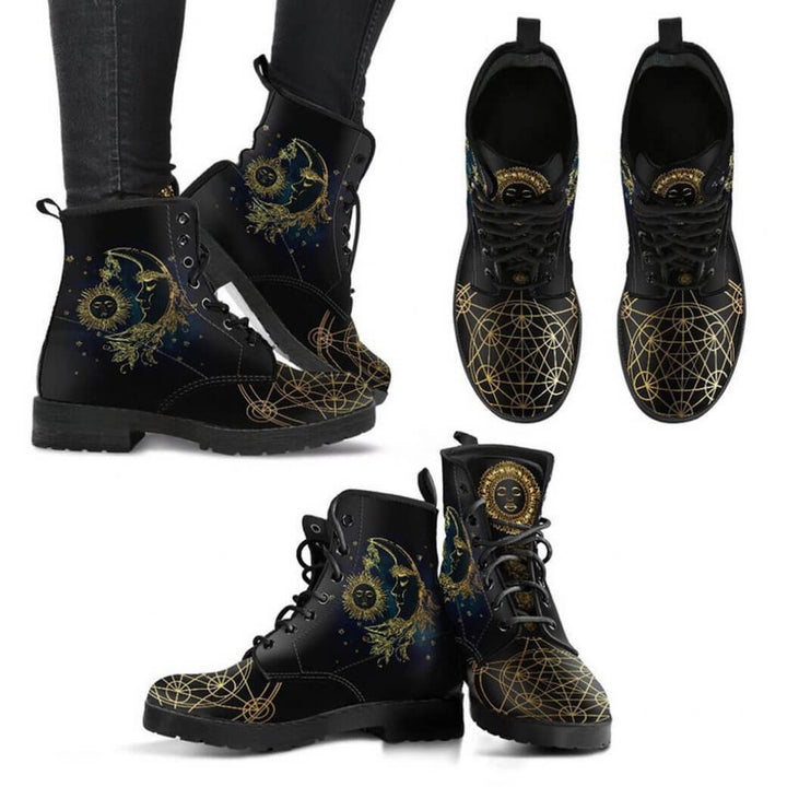 Damstövlar svarta med ett distinkt sol- och månmotiv, fashionabla & bekväma för kvinnor