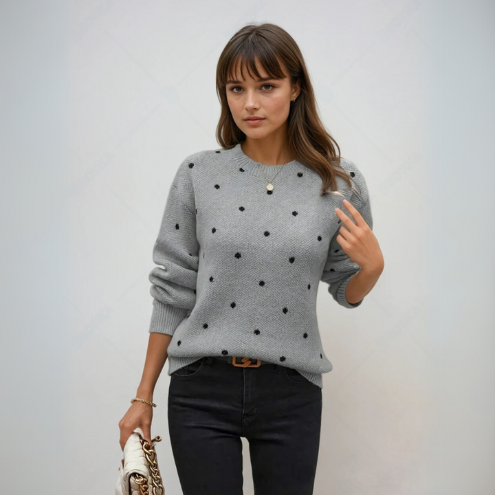 Chic damtröja med polka dots, en mångsidig pullover som passar både vardag och elegant mode. Höst/vinter.