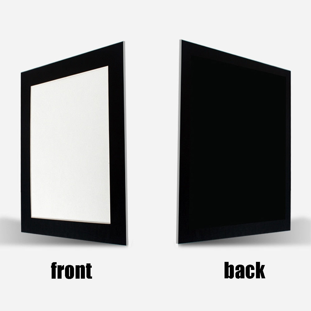Stilfull flyttbar fotoramssats för enkel och vacker väggdekor i modern heminredning.