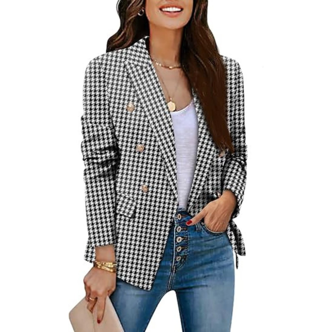 Snygg dubbelknäppt blazer i houndstooth mönster för kvinnor. Perfekt ytterplagg som lyfter din look.