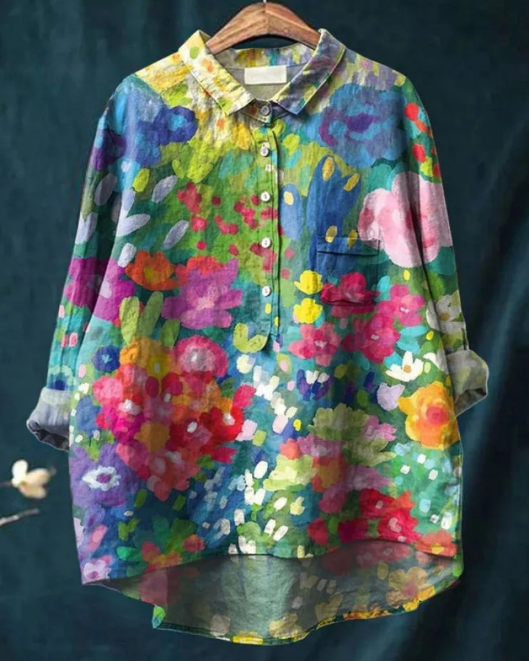 Kvinnors långärmade blommiga buttondown-skjorta, klassisk stil för en sofistikerad look