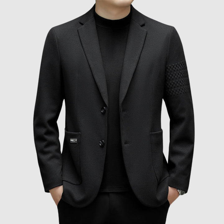 Tidlös slim fit jacka för män, perfekt för höst- och vintermode. Elegant och bekväm för stilfulla outfits.