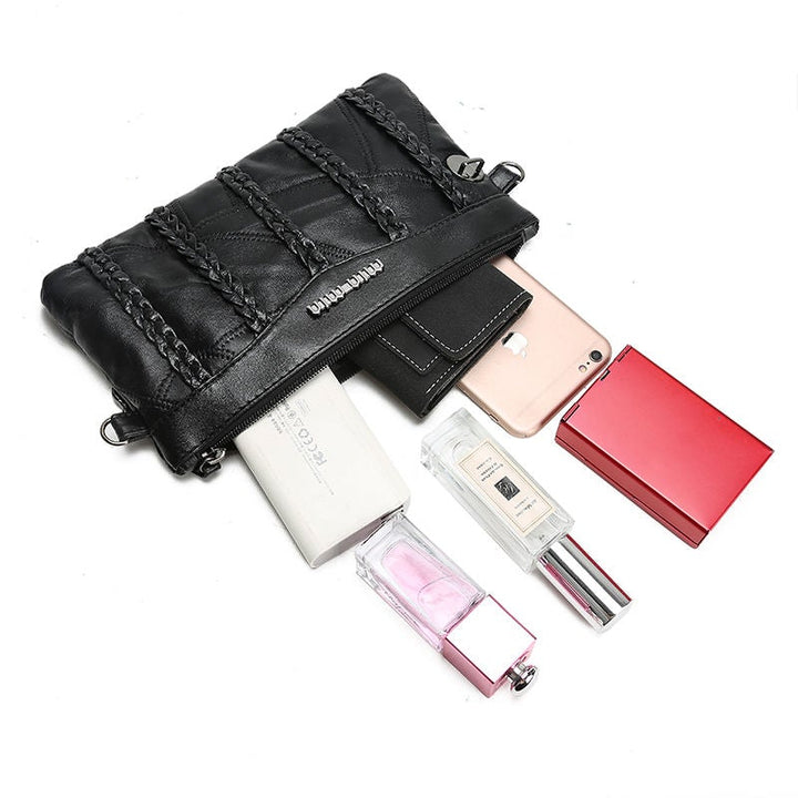 Stilren kvinnors clutchväska med avtagbar axelrem. Elegant PU-läder crossbody för alla tillfällen.