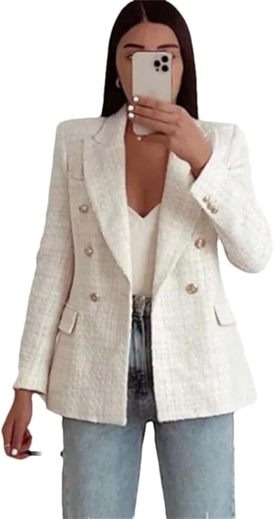 Chic dubbelknäppt dam blazer i tidlös stil. En mångsidig kavaj för både vardag och fest.