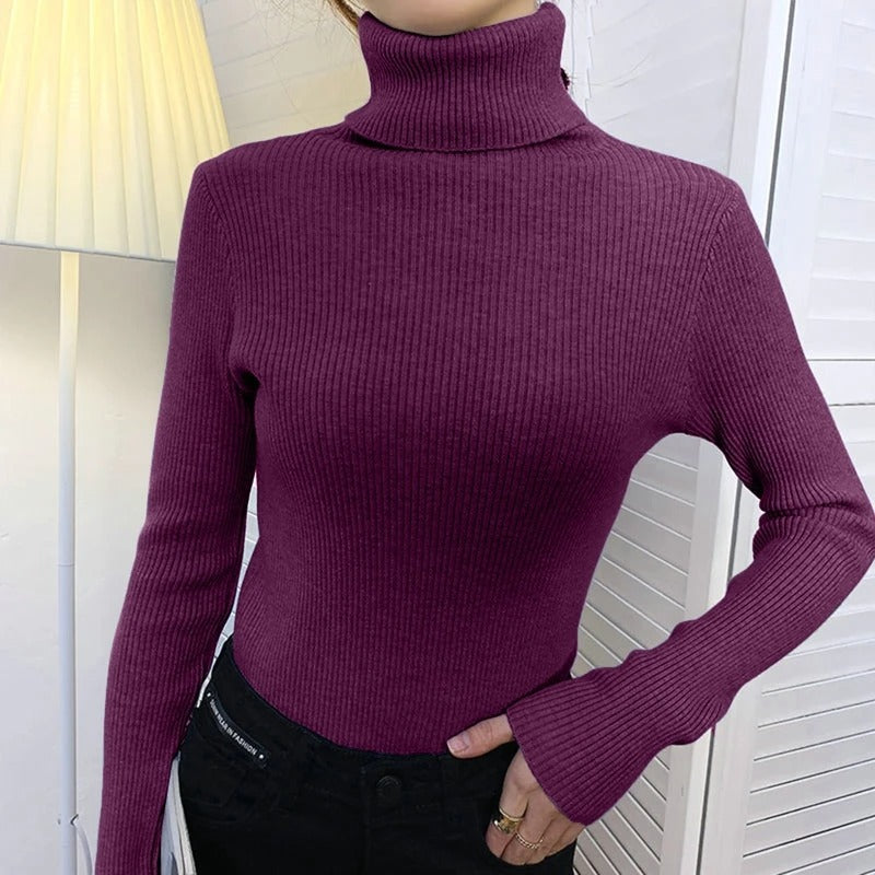 Vintermode: Elegant stickad polotröja med varm krage.